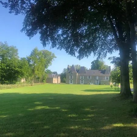 D'hotes Chateau De La Croix Chemin Bed & Breakfast 4*