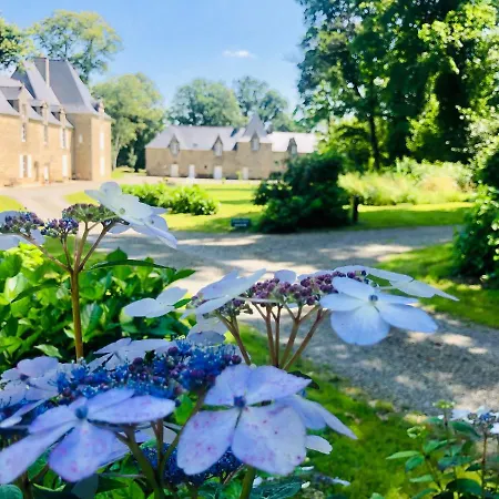 D'hotes Chateau De La Croix Chemin Saint-Leger-des-Pres