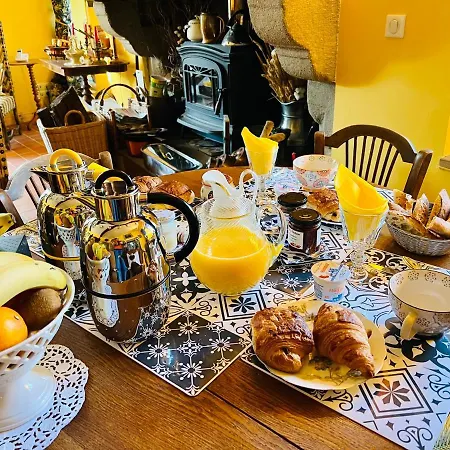 Bed & Breakfast D'hotes Chateau De La Croix Chemin